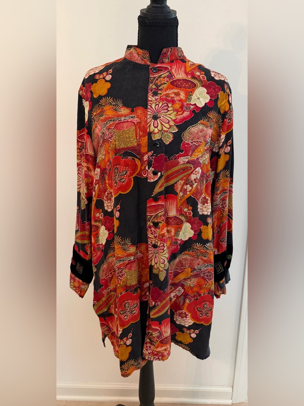 Vintage Chico's Design 100% Silk Asian Inspired Floral Tunic Art To Wear Medium